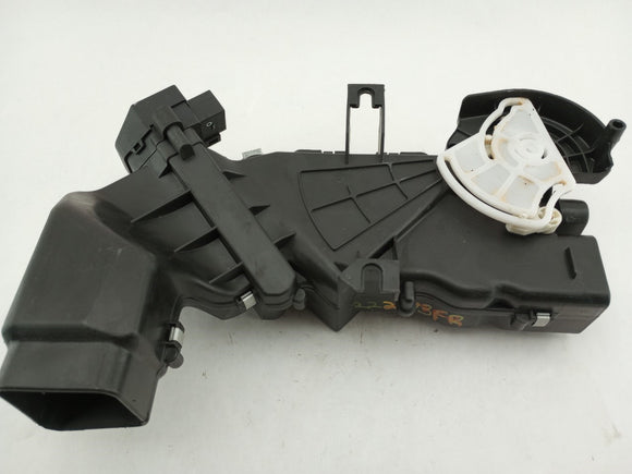 Volkswagen Phaeton Heater Air Distribution Housing Assembly