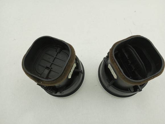 Audi TT Pair Of Dashboard Air Vents