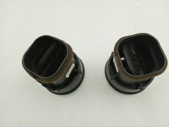 Audi TT Pair Of Dashboard Air Vents