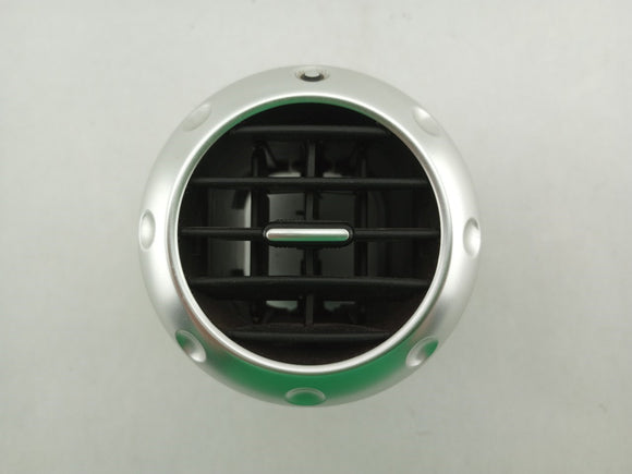 Audi TT Pair Of Dashboard Air Vents