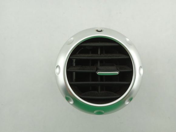 Audi TT Pair Of Dashboard Air Vents