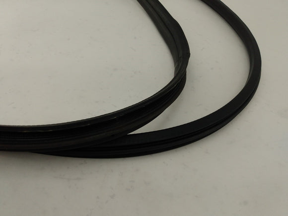 Land Rover Discovery Tailgate Trim Molding