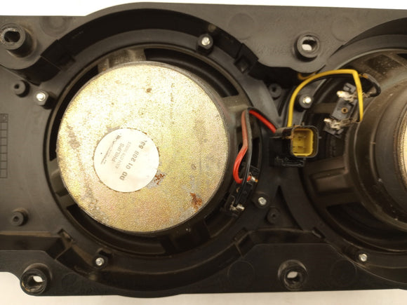 Land Rover Discovery Rear Tailgate Subwoofer Speakers