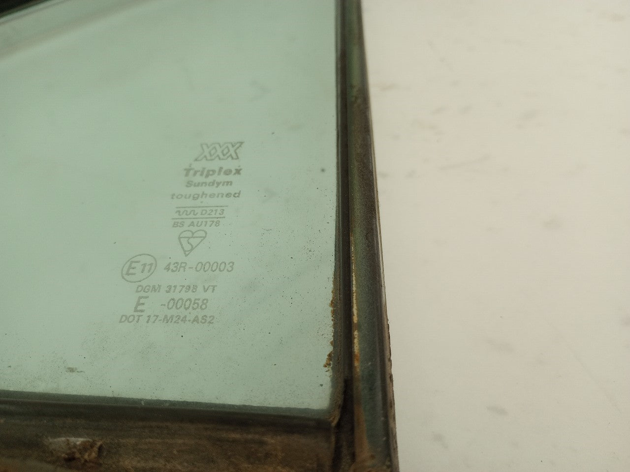 Jaguar XJ6 Passenger Right Rear Quarter Window Glass
