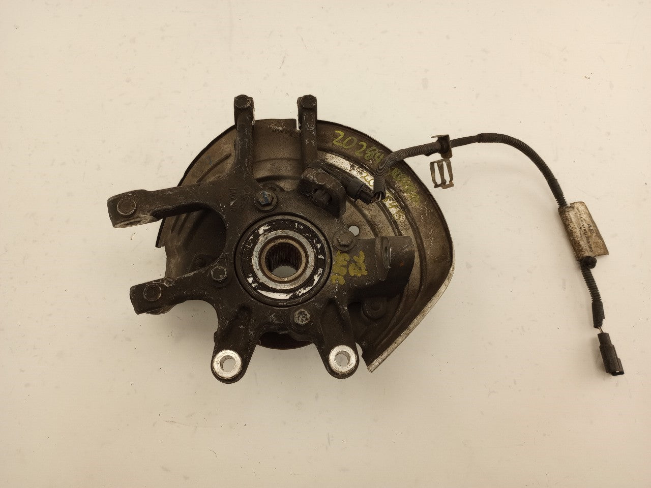 Jaguar XK Driver Left Rear Spindle Knuckle Hub