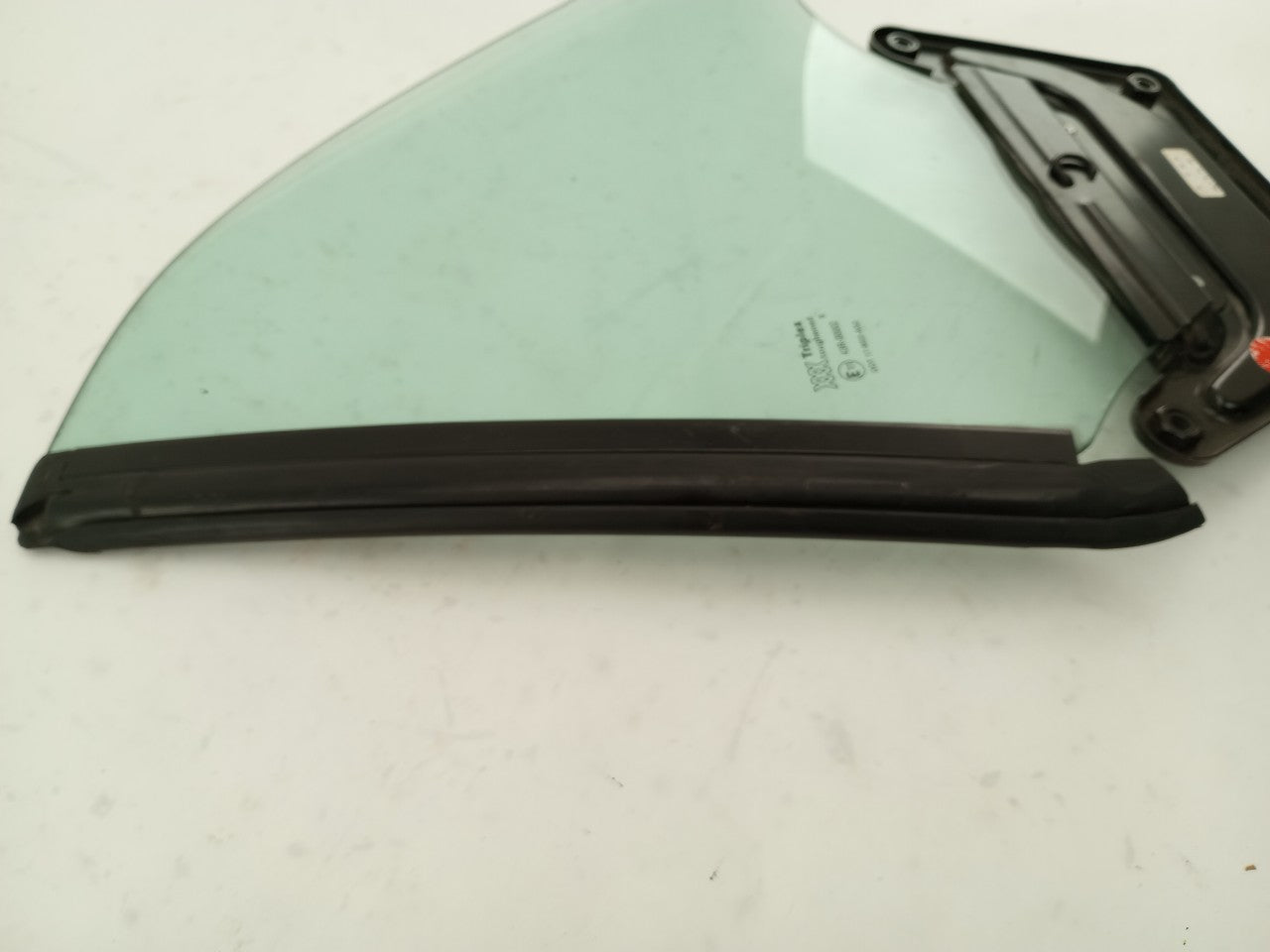 Jaguar XK8 Driver Left Rear Quarter Window Glass