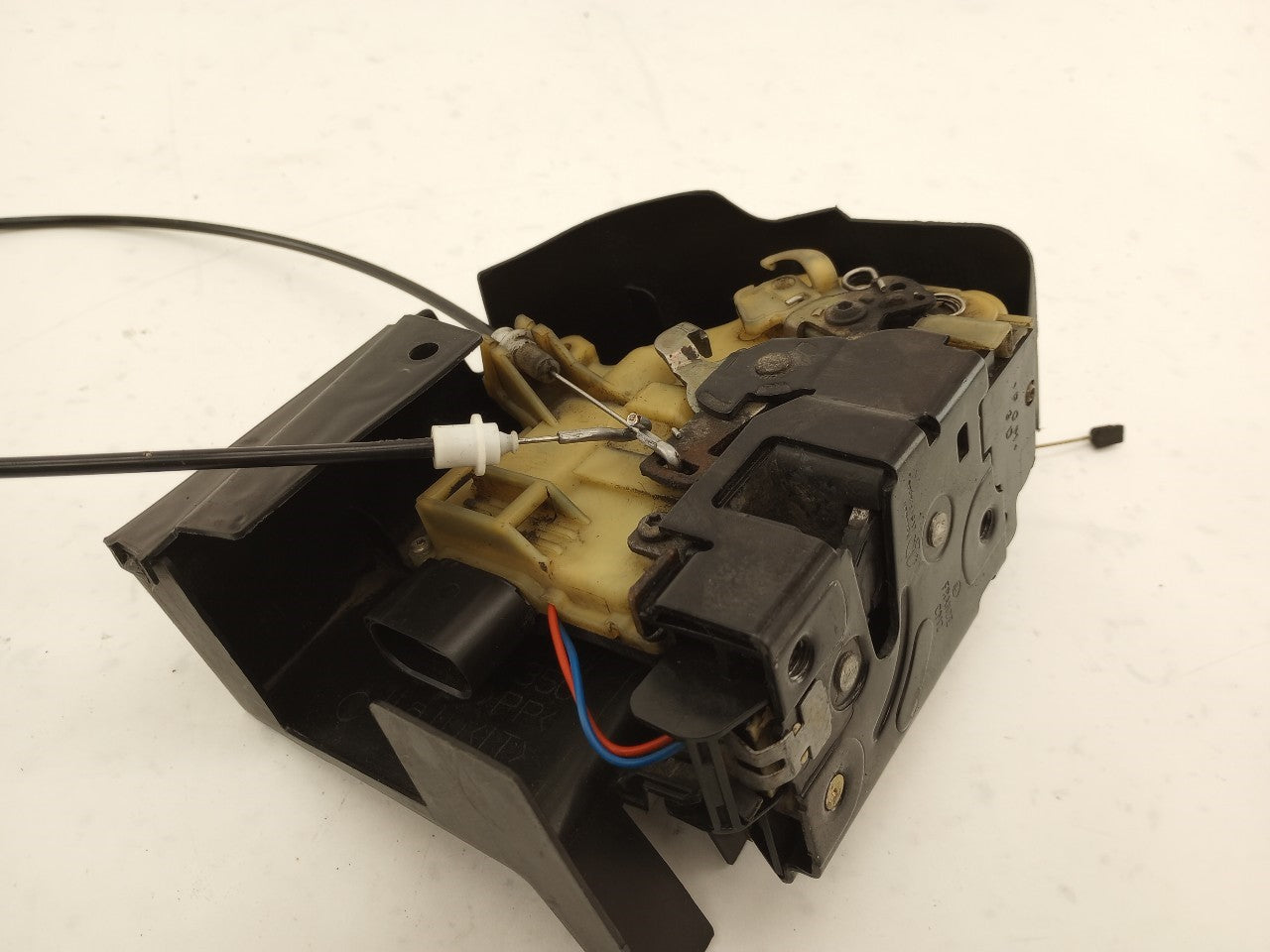 Audi TT Passenger Right Front Door Lock Actuator