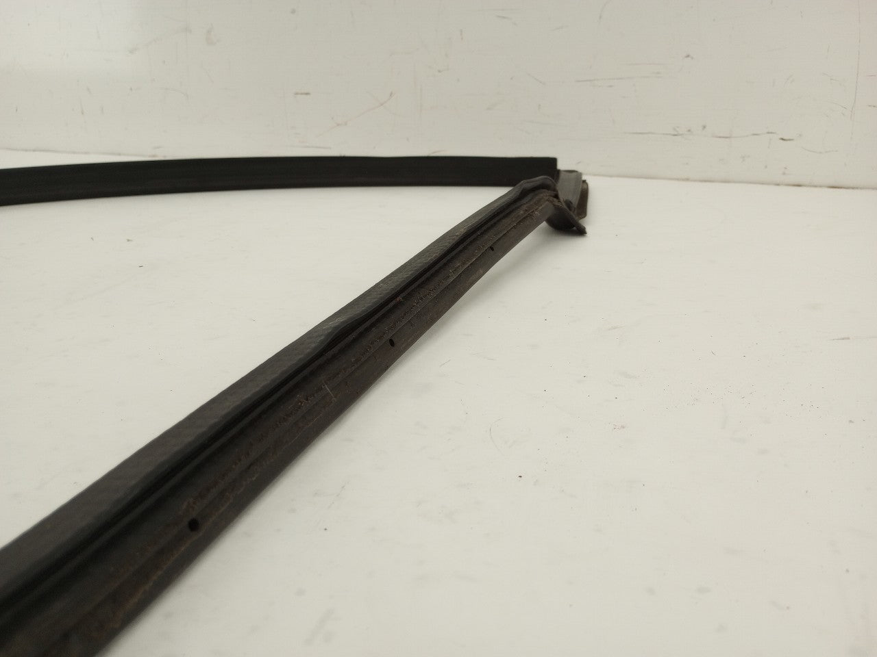 Audi TT Passenger Right Front Door Seal Molding
