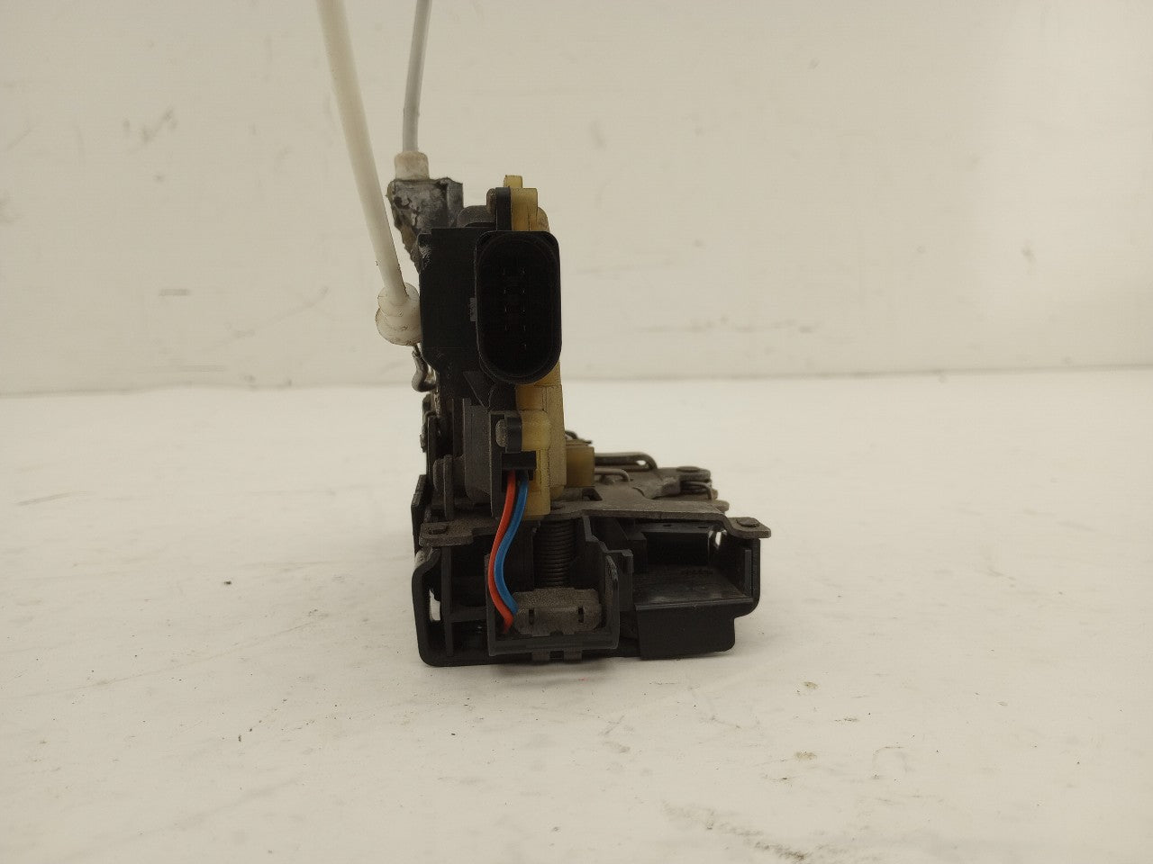 Audi TT Driver Left Front Door Lock Actuator