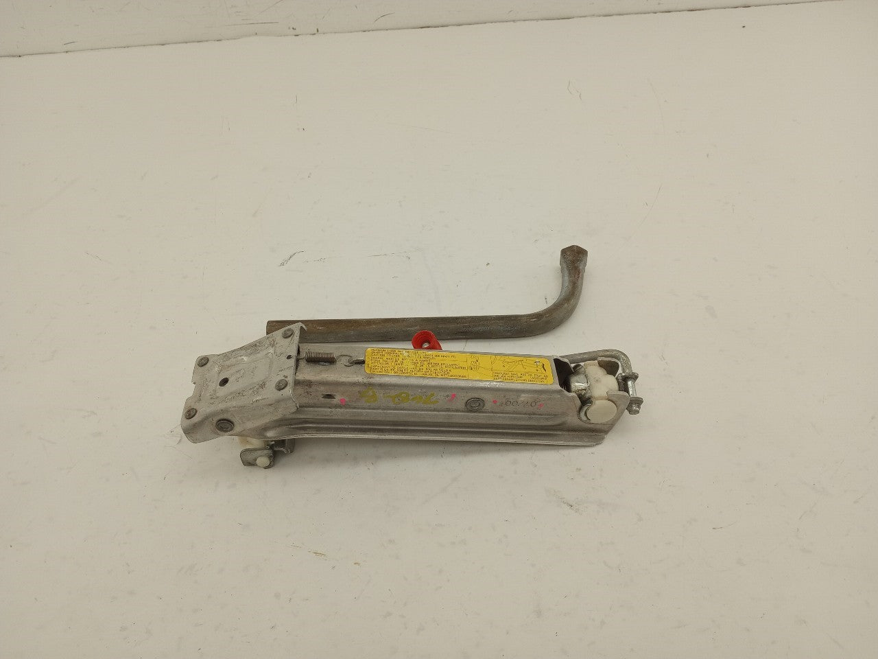 Audi TT Vehicle Jack