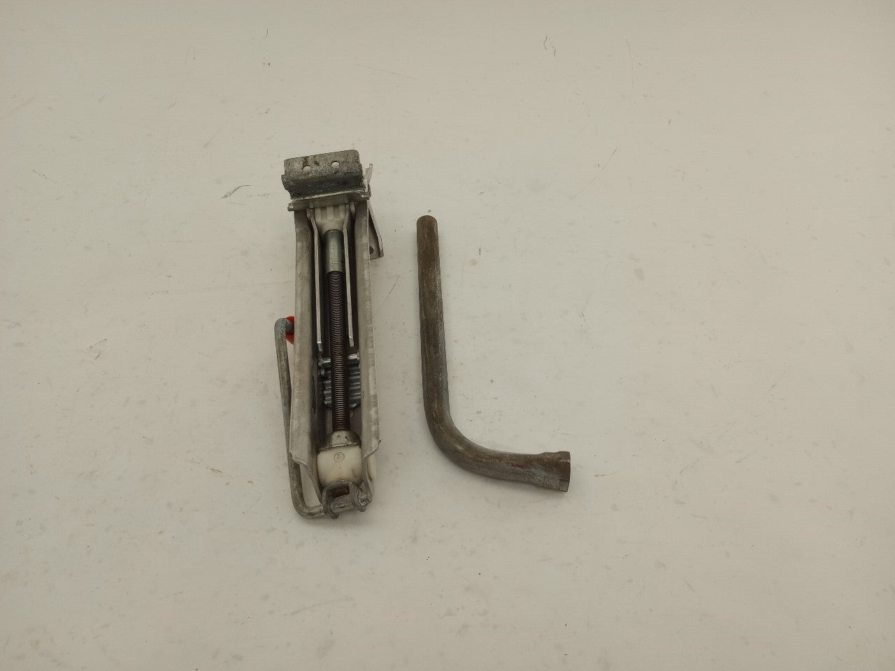 Audi TT Vehicle Jack