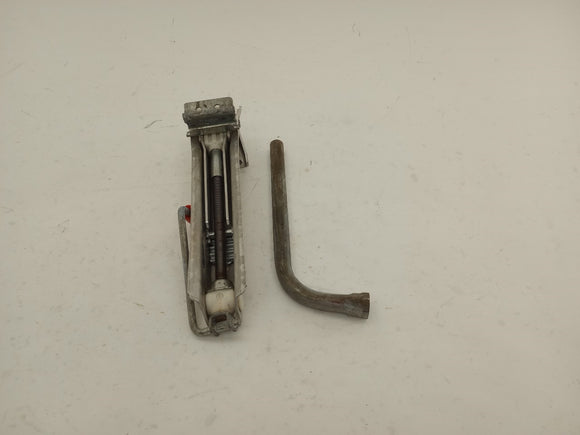 Audi TT Vehicle Jack