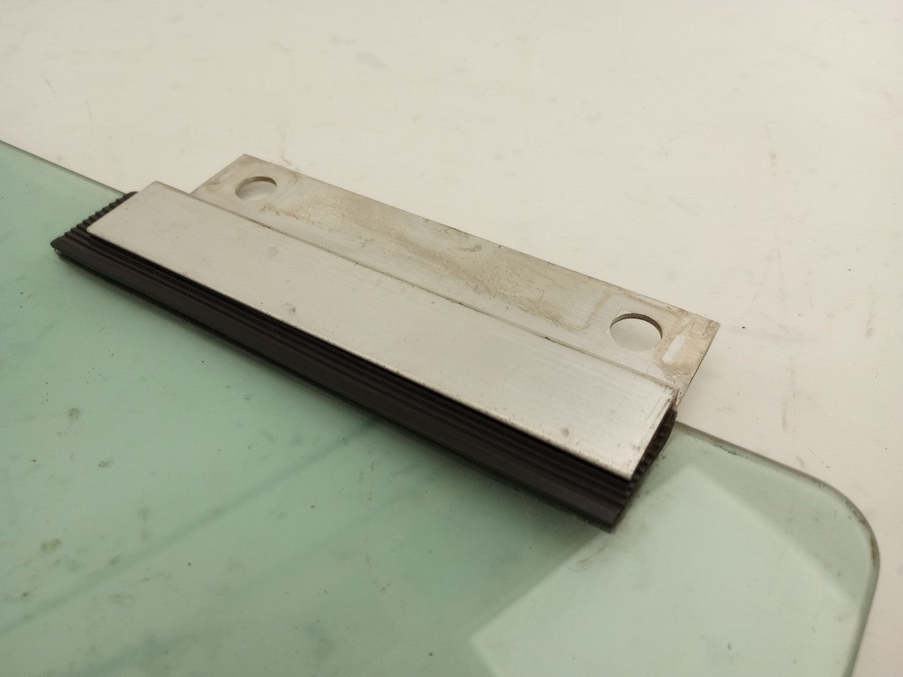 Audi TT Driver Left Front Door Window Vent Glass