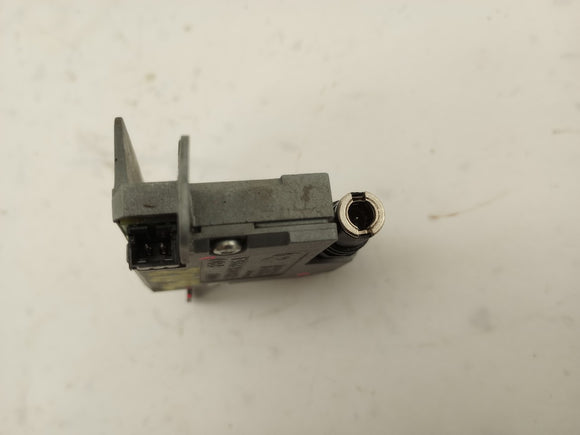 Audi TT Antenna Booster Module