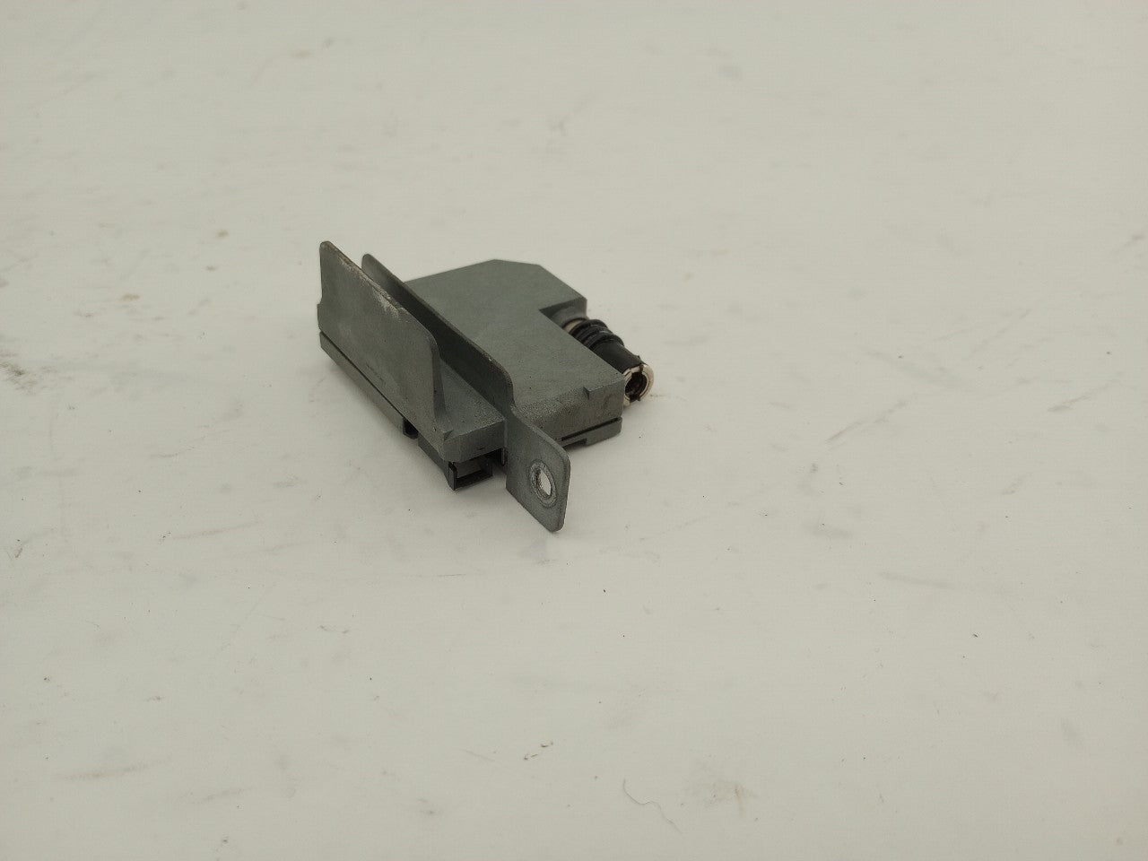 Audi TT Antenna Booster Module