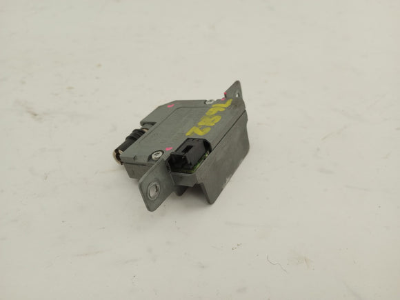 Audi TT Antenna Booster Module