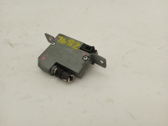 Audi TT Antenna Booster Module