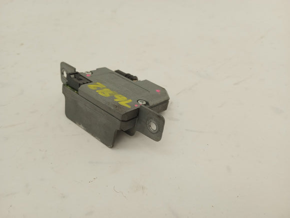 Audi TT Antenna Booster Module
