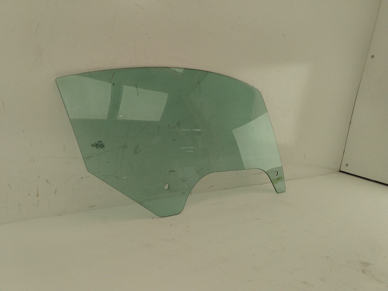 Audi TT Passenger Right Front Door Window Glass