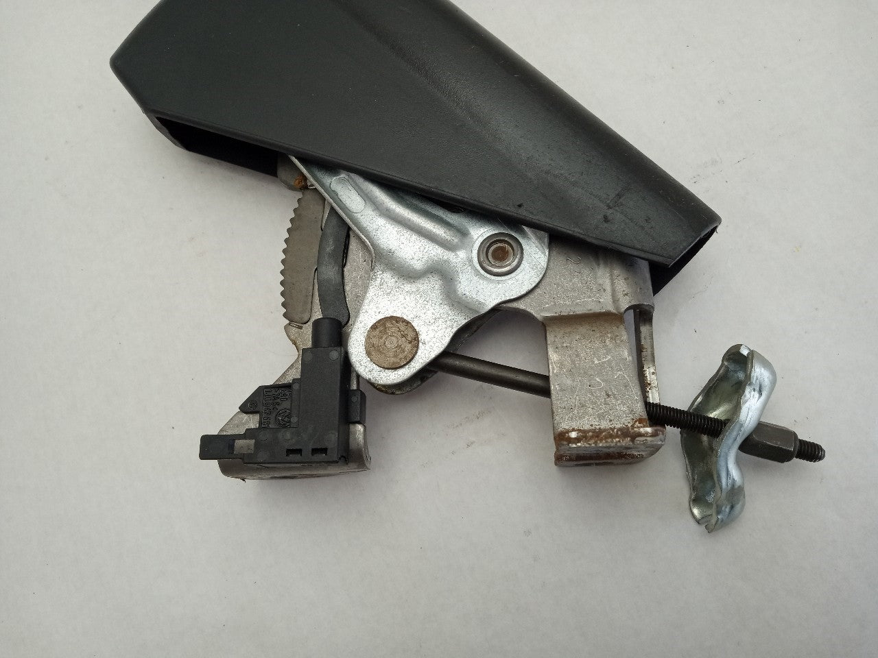 Audi TT Emergency Parking Brake Handle