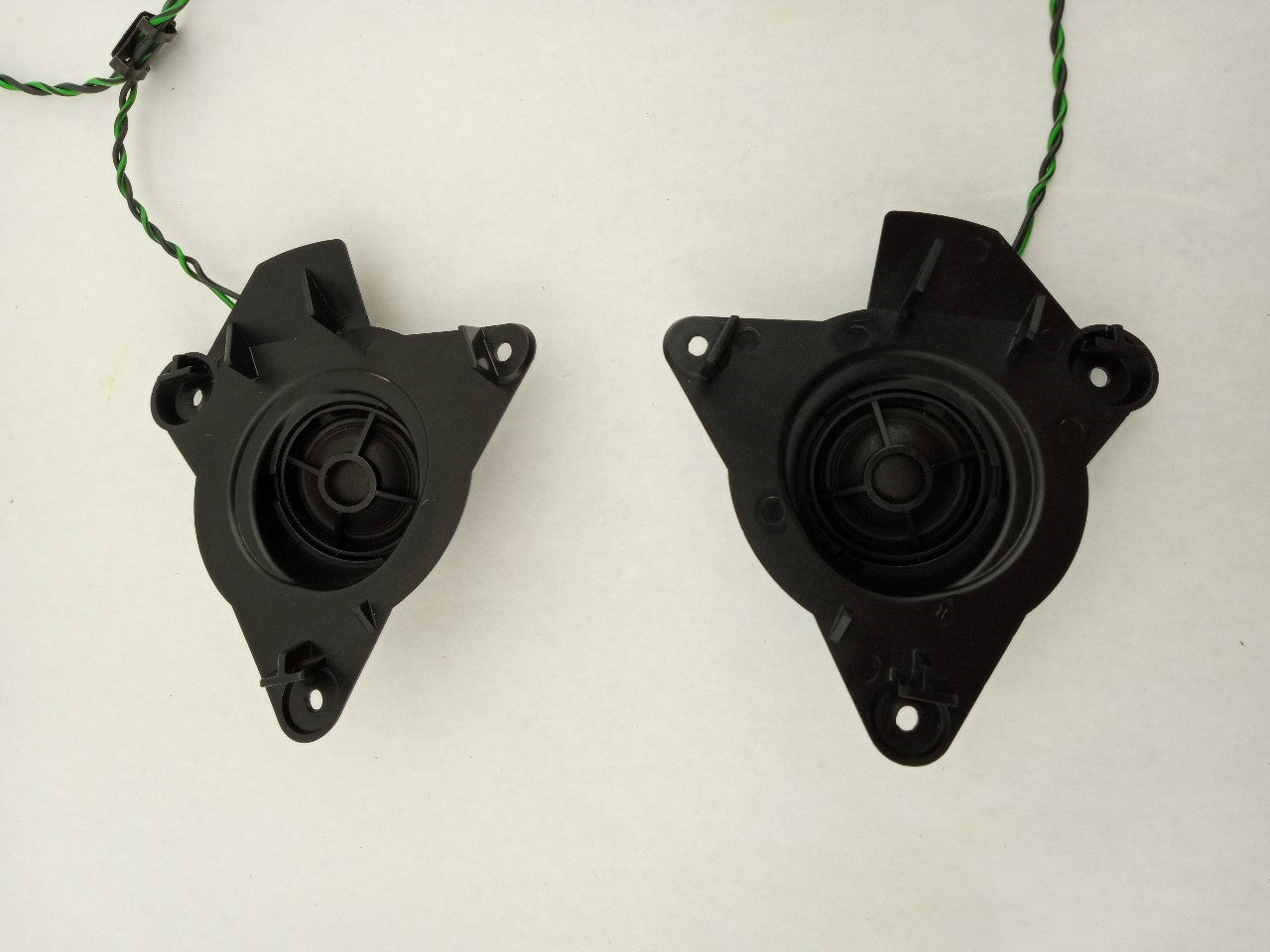 Audi TT Set Of 6 Bose Audio Speakers