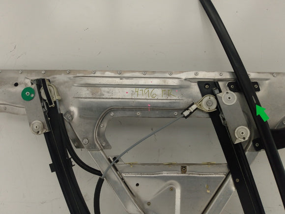 Audi TT Passenger Right Front Door Window Regulator