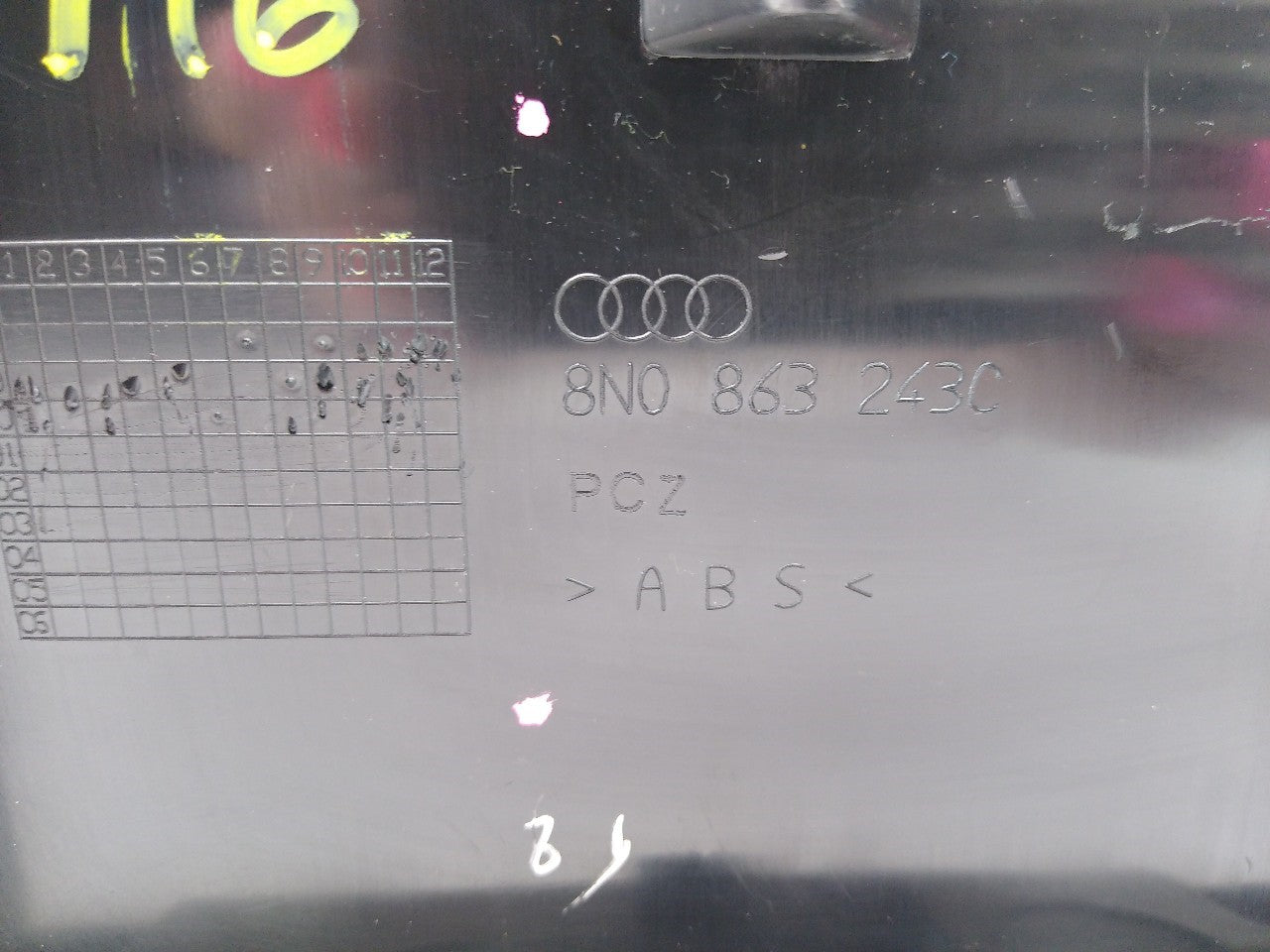 Audi TT Radio & Climate Control Bezel Trim