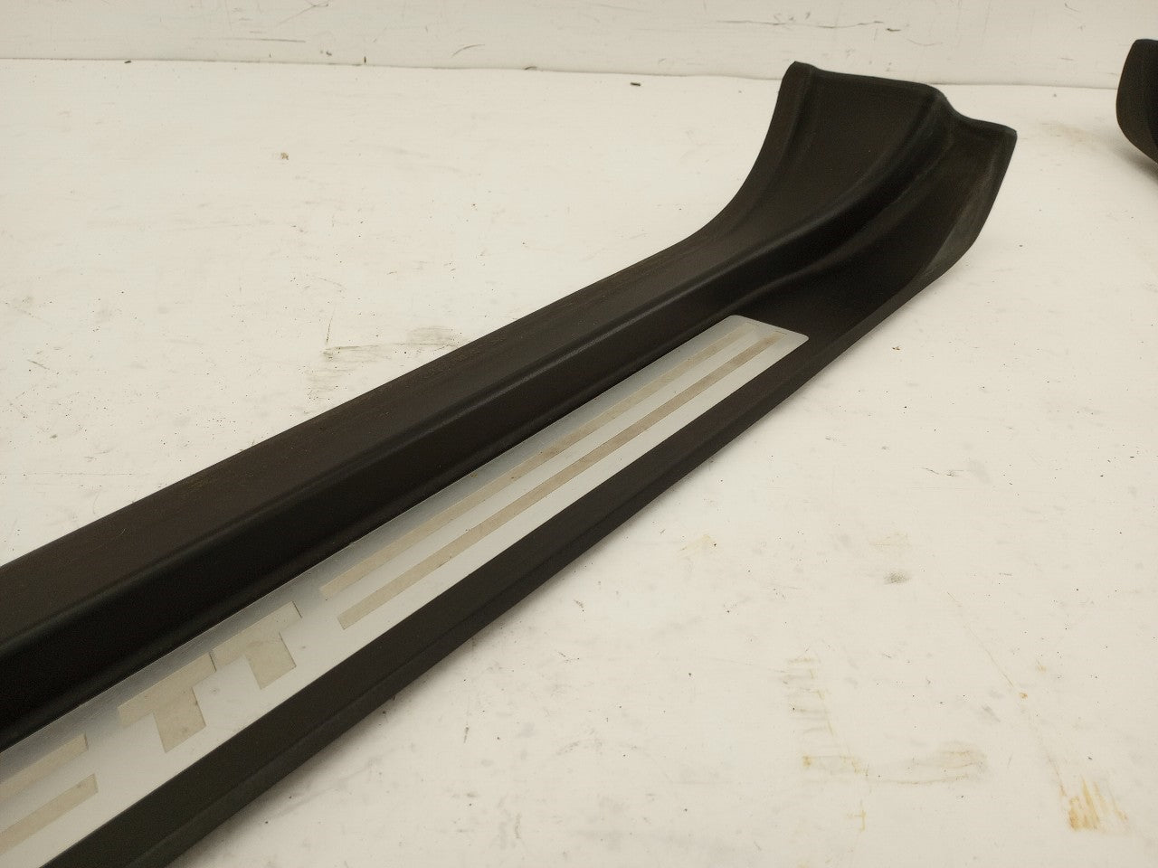 Audi TT Pair Of Front Door Sill Step Plate Trims