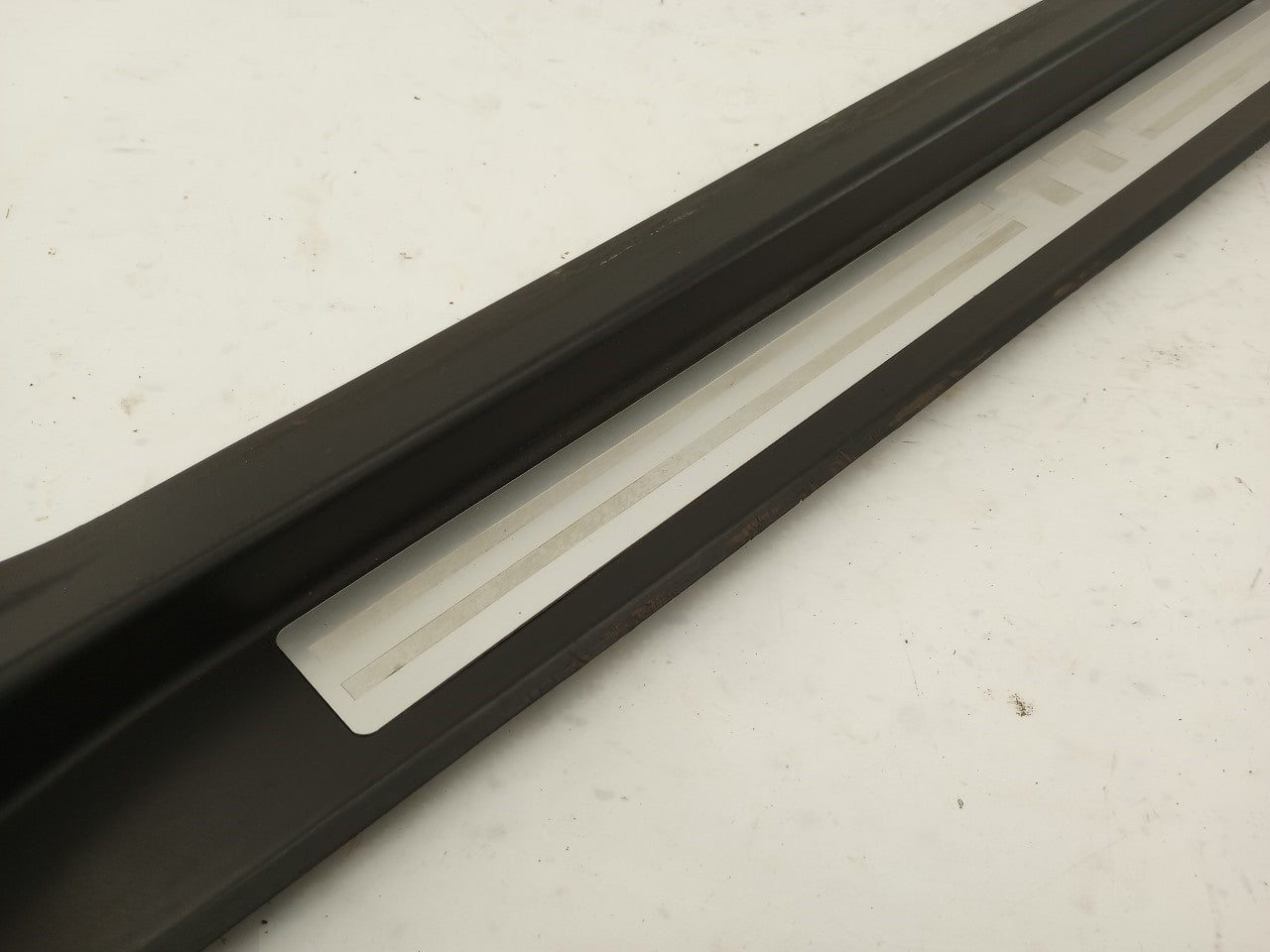 Audi TT Pair Of Front Door Sill Step Plate Trims