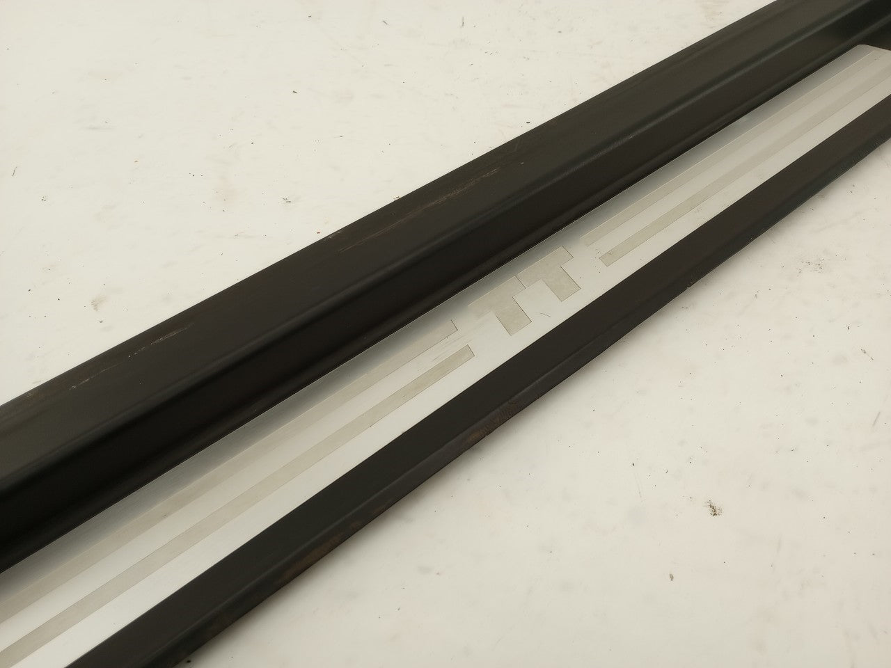 Audi TT Pair Of Front Door Sill Step Plate Trims