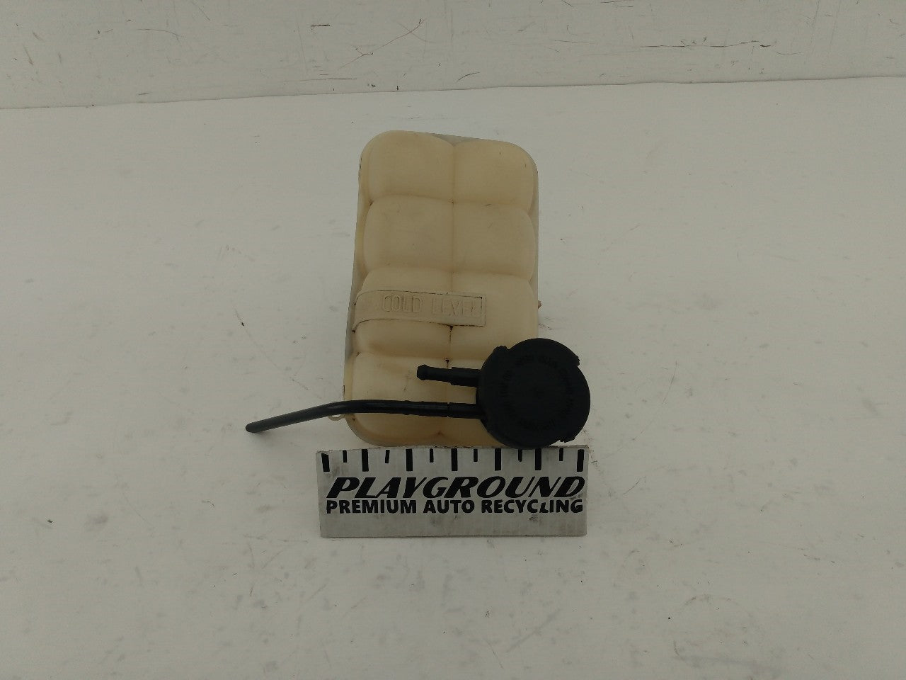 Land Rover Discovery Coolant Reservoir