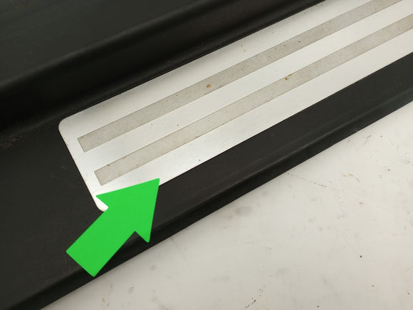 Audi TT Pair Of Front Door Sill Step Plates