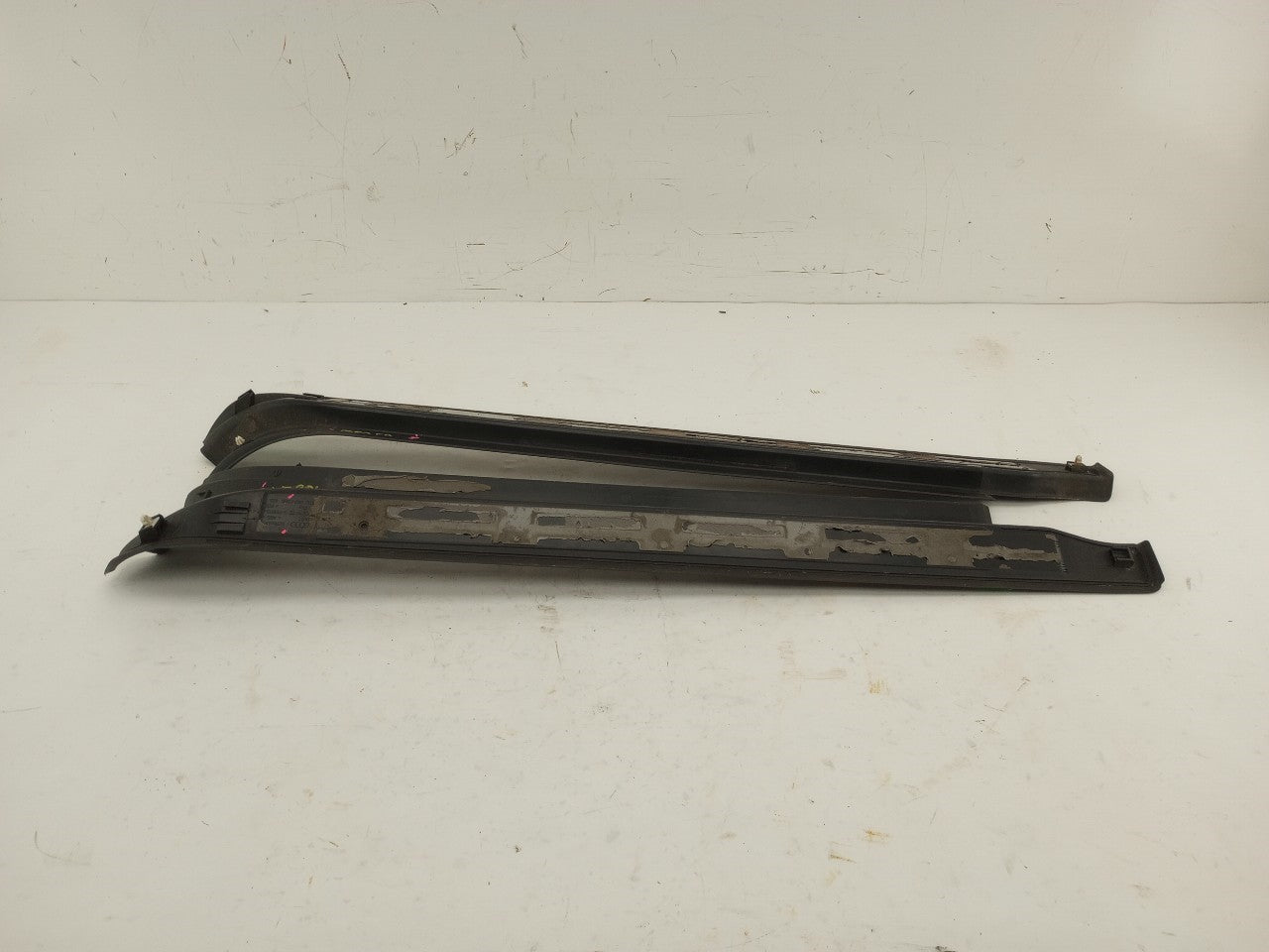 Audi TT Pair Of Front Door Sill Step Plates