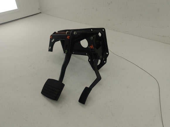 Land Rover Discovery Gas & Brake Pedal Assembly