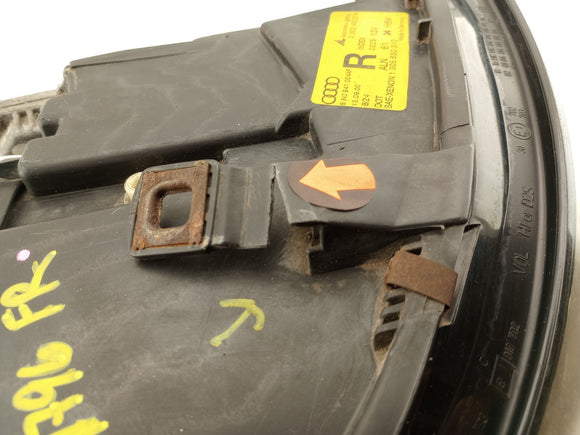 Audi TT Passenger Right Headlamp