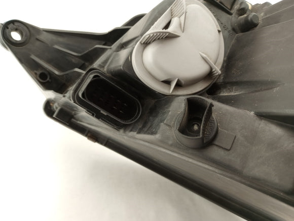 Audi TT Passenger Right Headlamp