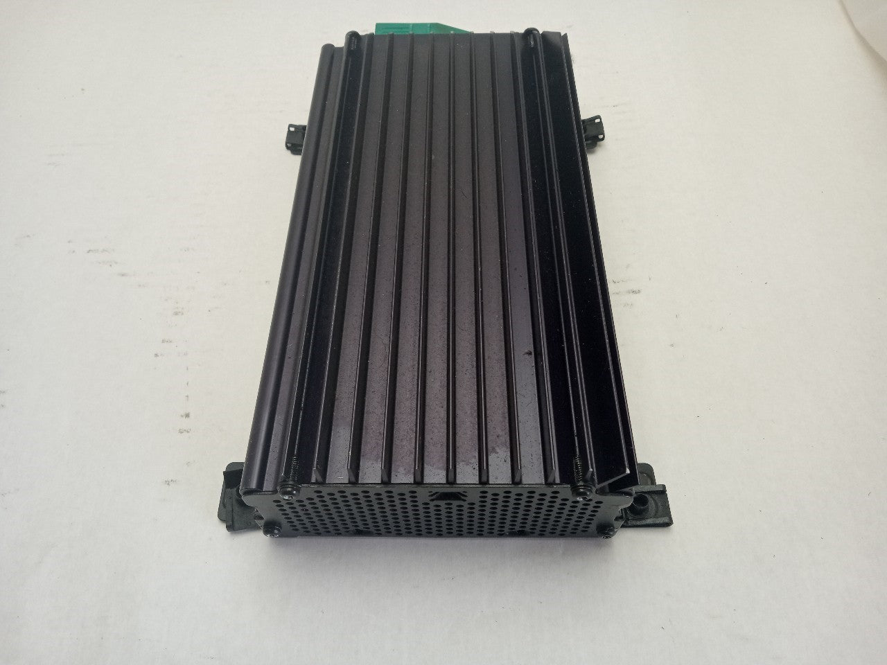 Mercedes CLK320 Radio Stereo Amplifier