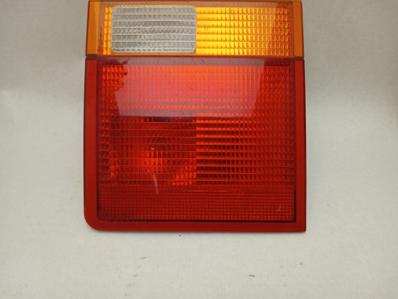 Land Rover Range Rover Passenger Right Inner Tail Light