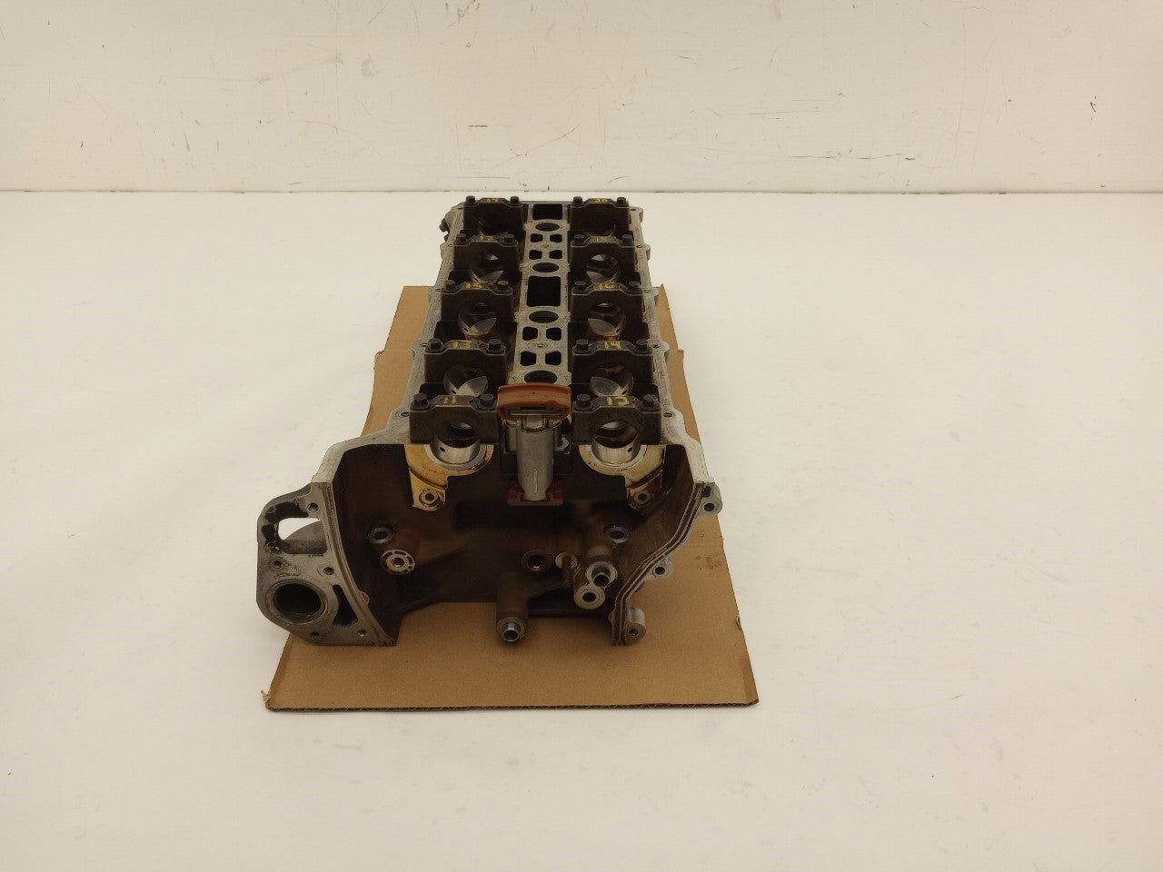 Jaguar XK8 Driver Left Engine Cylinder Head