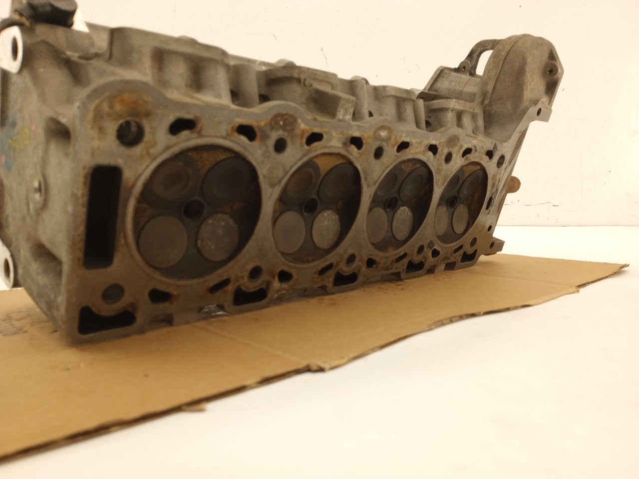 Jaguar XK8 Driver Left Engine Cylinder Head