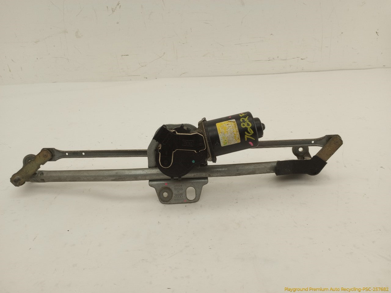 Audi TT Windshield Wiper Transmission & Motor - 0