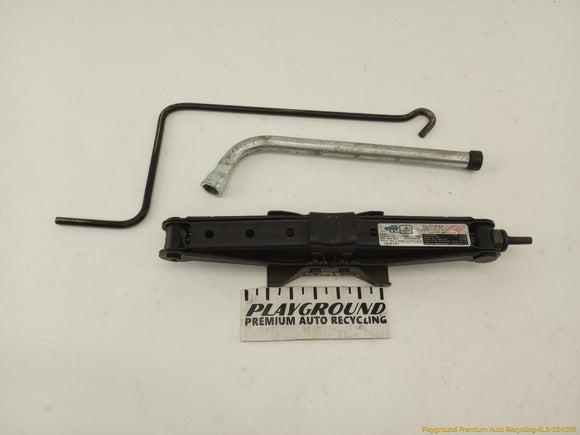 Volvo C30 Vehicle Jack