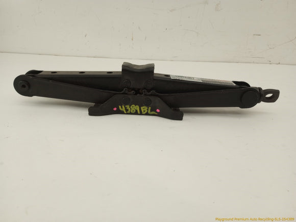 Volvo C30 Vehicle Jack