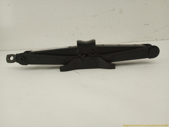 Volvo C30 Vehicle Jack