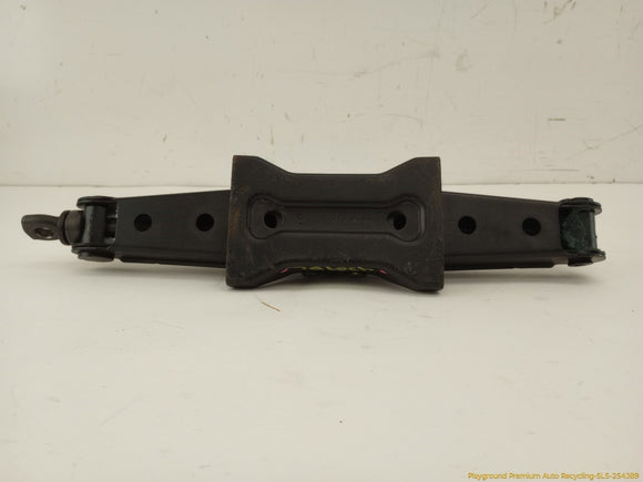 Volvo C30 Vehicle Jack