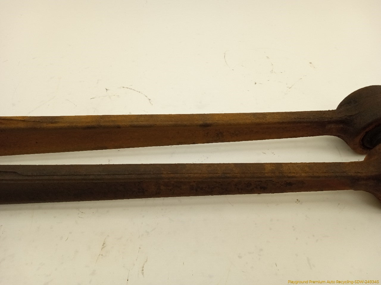 Land Rover Discovery Pair Of Front Trailing Arms