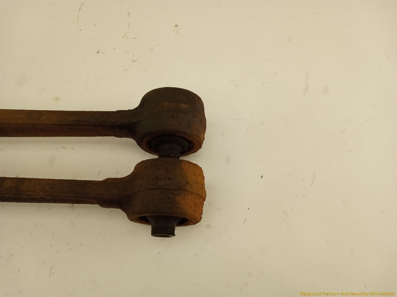 Land Rover Discovery Pair Of Front Trailing Arms