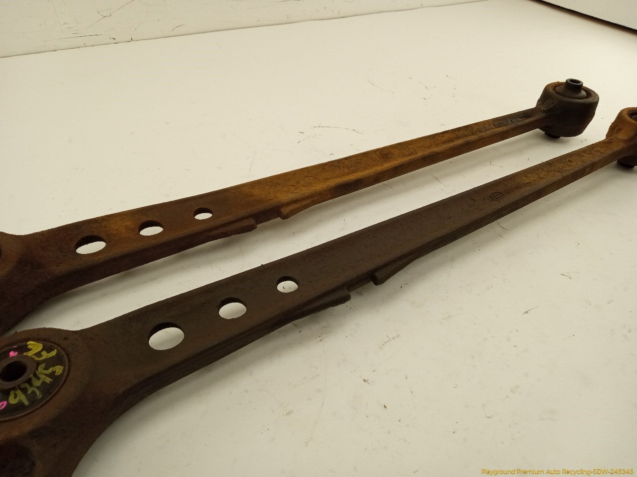 Land Rover Discovery Pair Of Front Trailing Arms