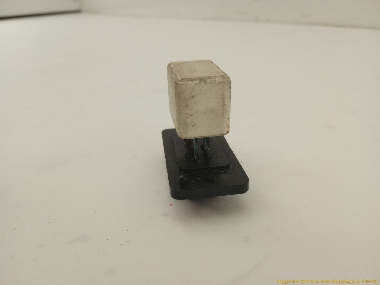 Land Rover Discovery Rear Blower Motor Resistor