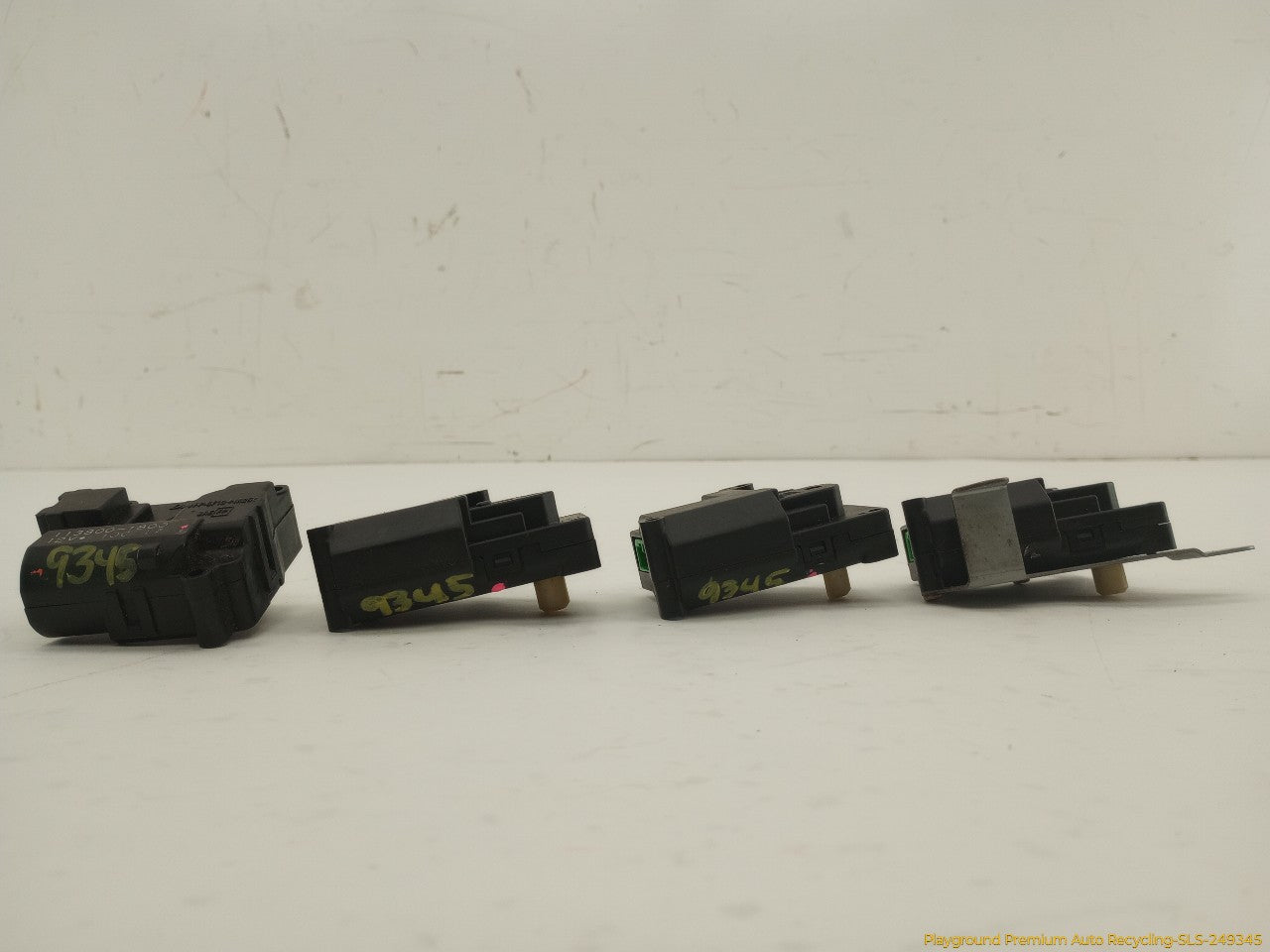 Land Rover Discovery Set Of 4 AC Air Vent Flap Actuators